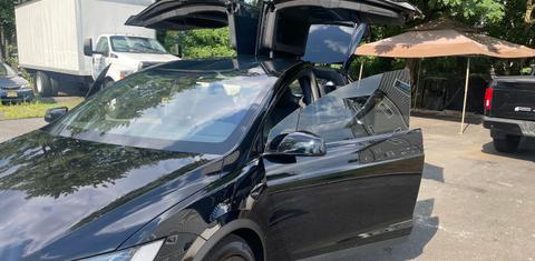 Tesla Model X 2022