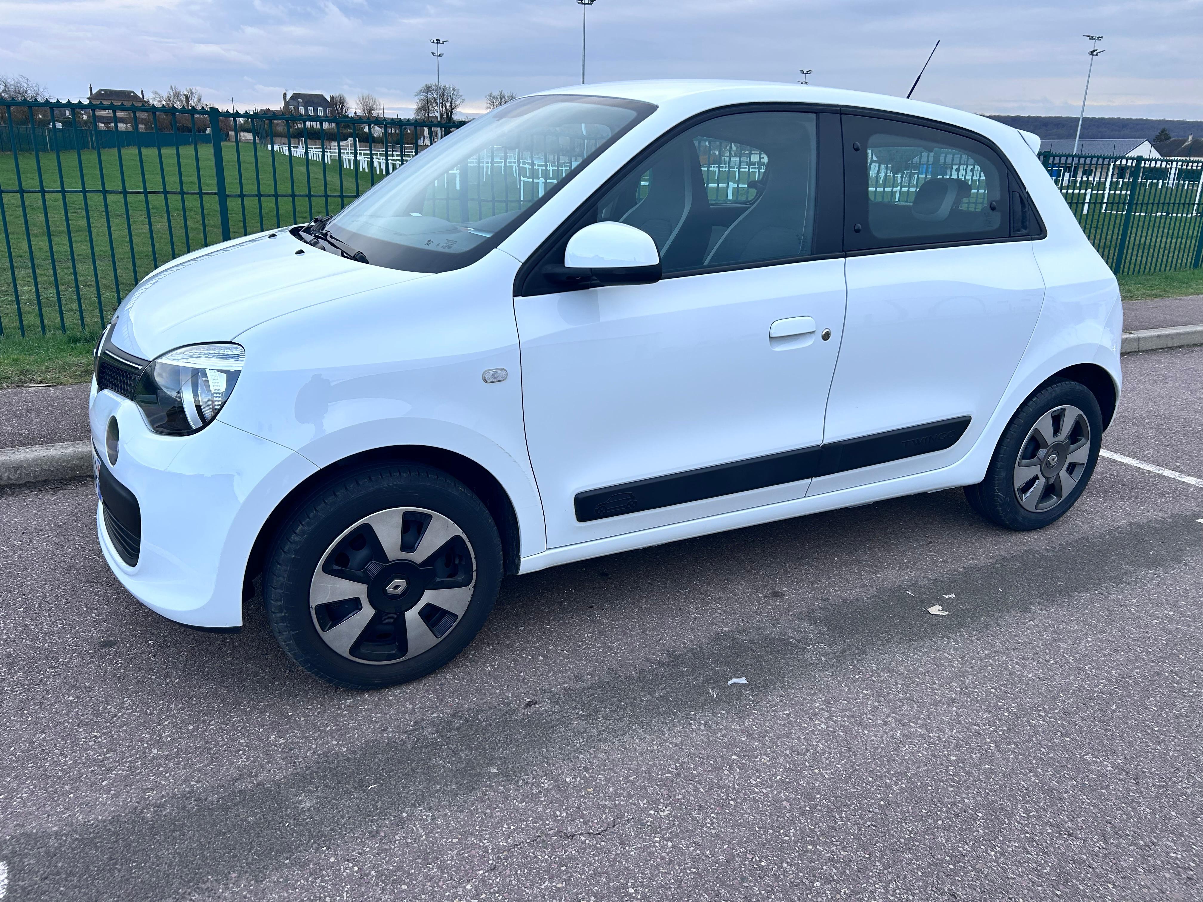 Renault TWINGO III 2017 à Rouen