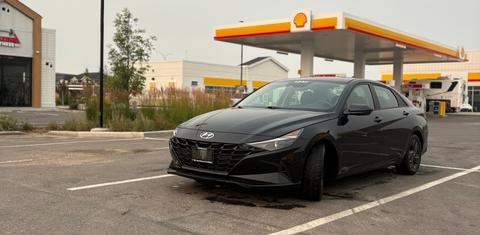 Hyundai Elantra 2022