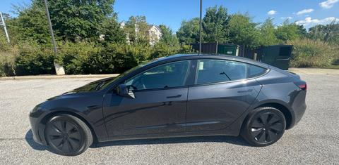 Tesla Model 3 2025