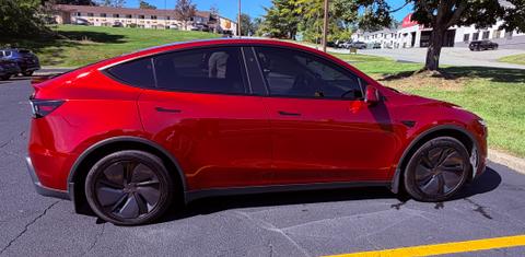 Tesla Model Y 2026