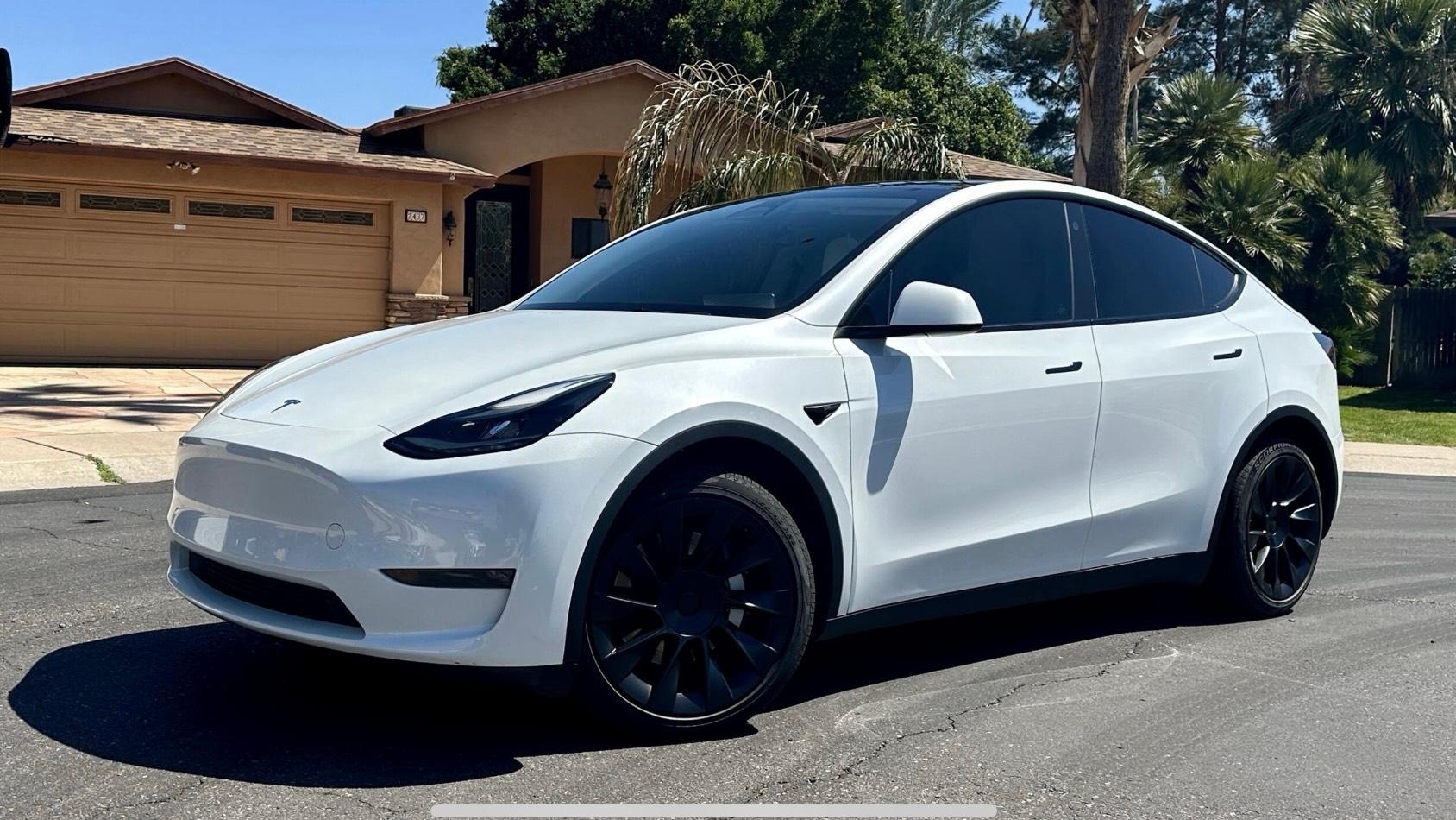 Tesla Model Y 2023 in 