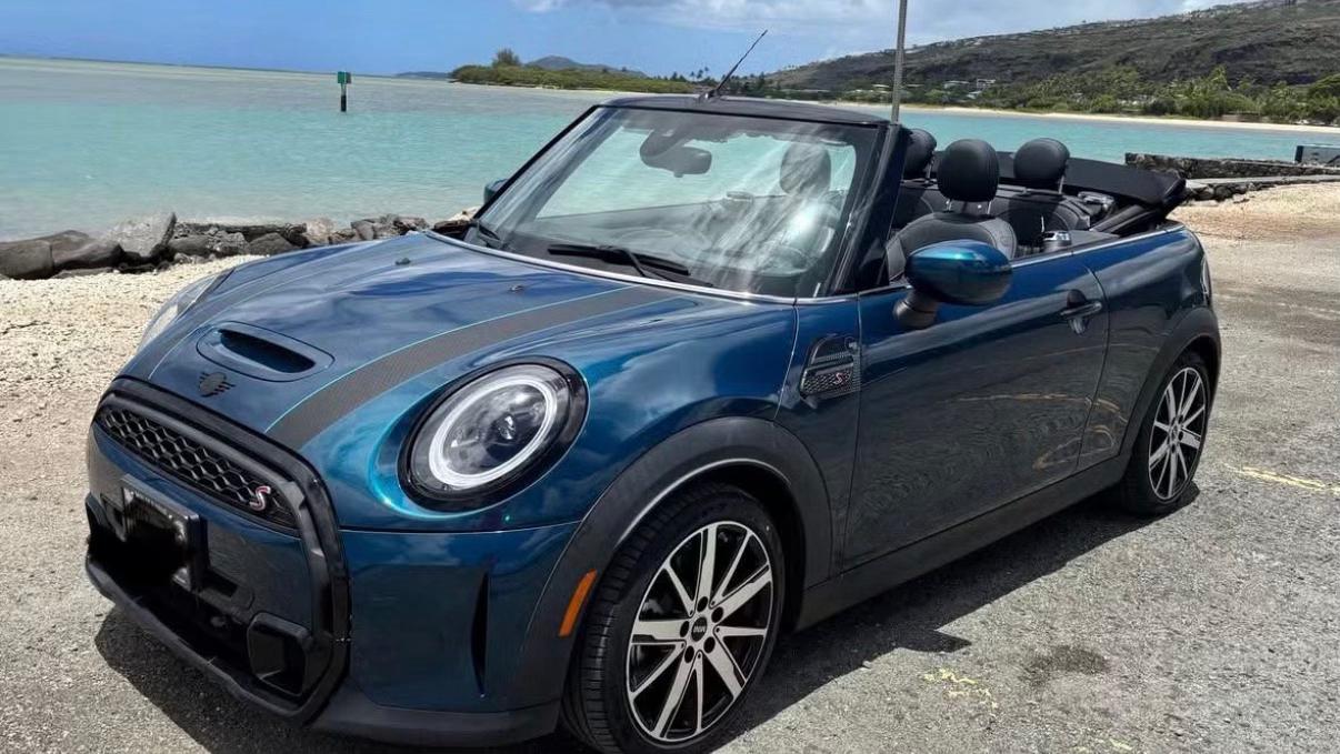 MINI Convertible 2022 in 