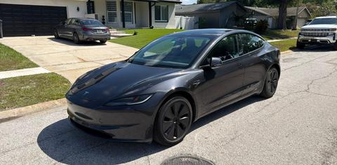 Tesla Model 3 2024