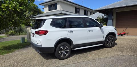 LDV D90 2024