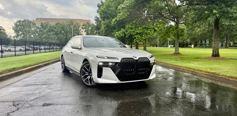 BMW i7 2023