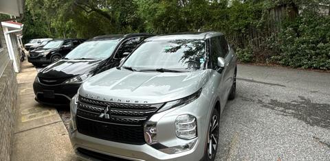 Mitsubishi Outlander 2023