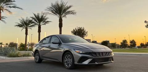 Hyundai Elantra 2025