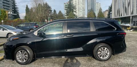 Toyota Sienna 2025