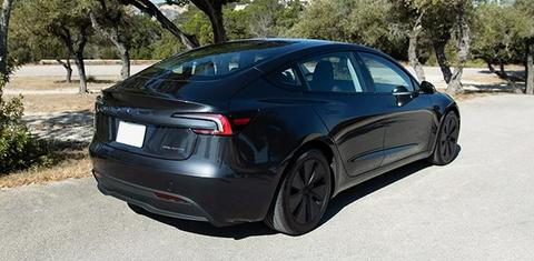 Tesla Model 3 2025