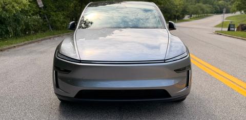 Tesla Model Y 2026