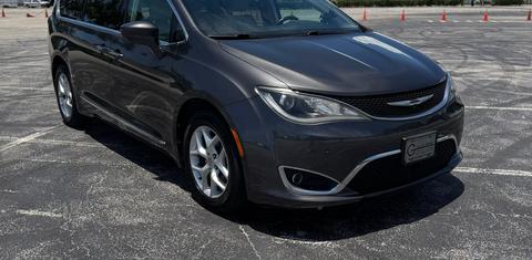 Chrysler Pacifica 2017