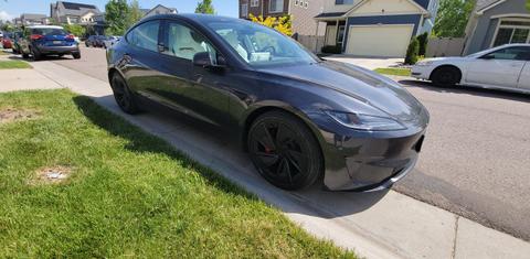 Tesla Model 3 2024