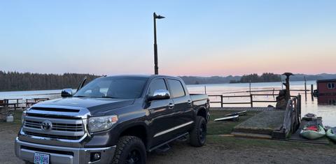 Toyota Tundra 2015