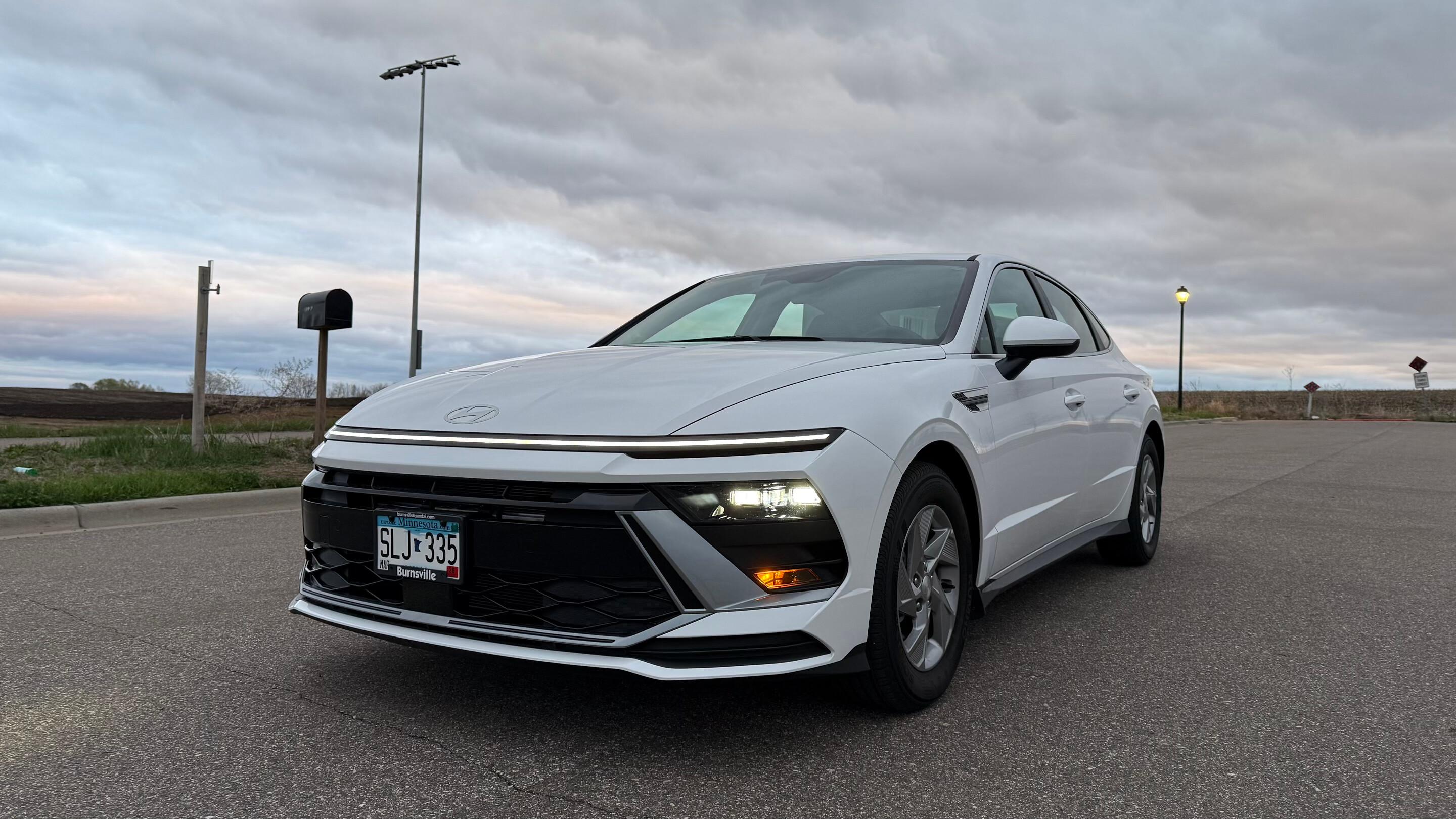Hyundai Sonata 2025 in Bloomington, MN
