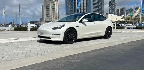 Tesla Model 3 2022