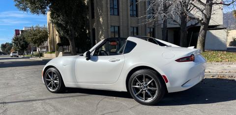 Mazda MX-5 Miata RF 2022