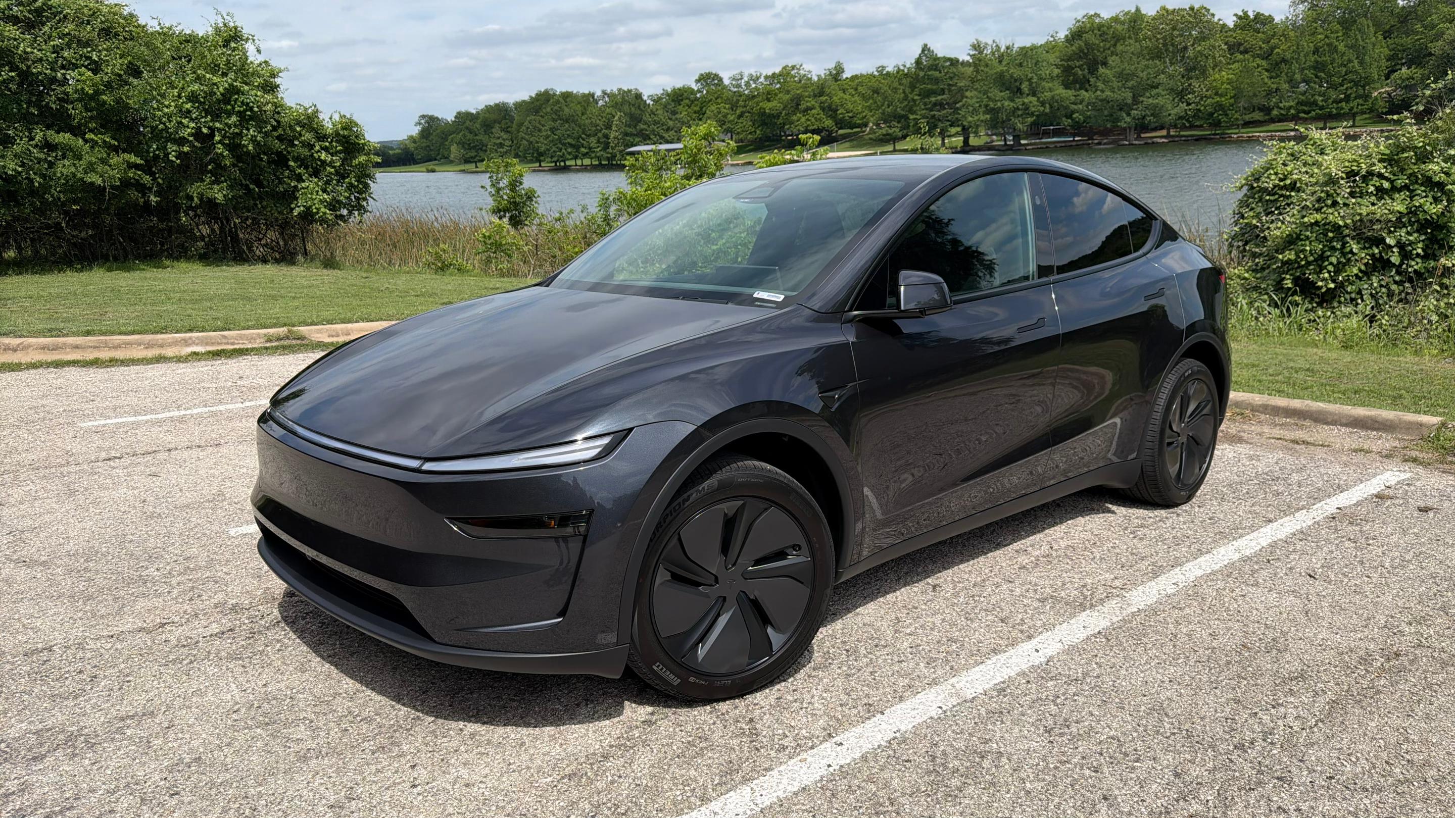 Tesla Model Y 2026 in 