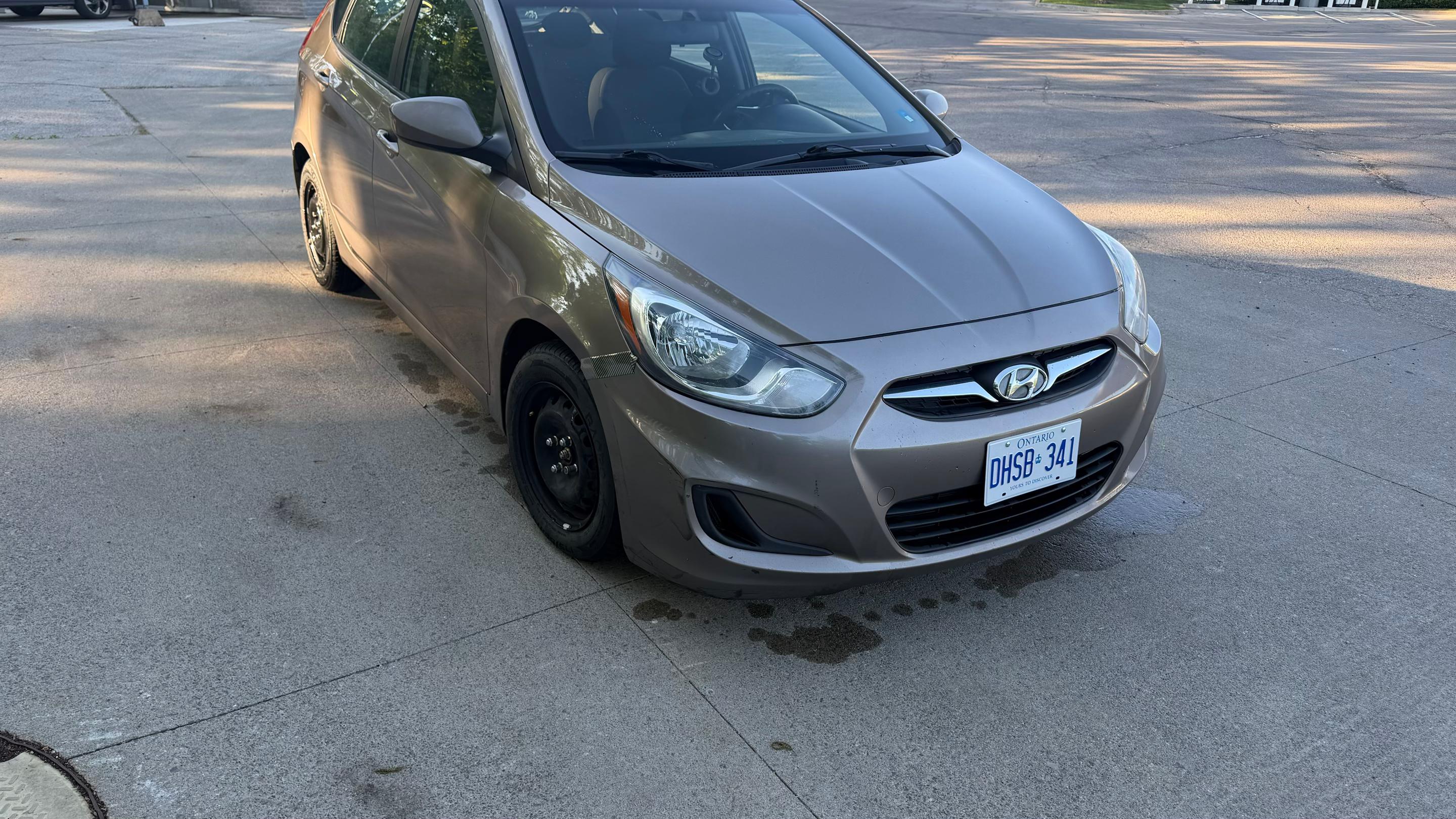 Hyundai Accent 2014 à 