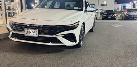 Hyundai Elantra 2024