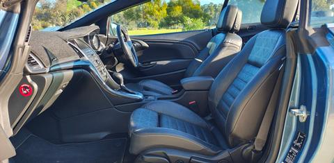 Holden CASCADA 2015