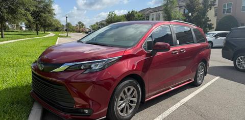 Toyota Sienna 2025