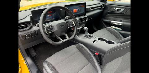 Ford Mustang 2024