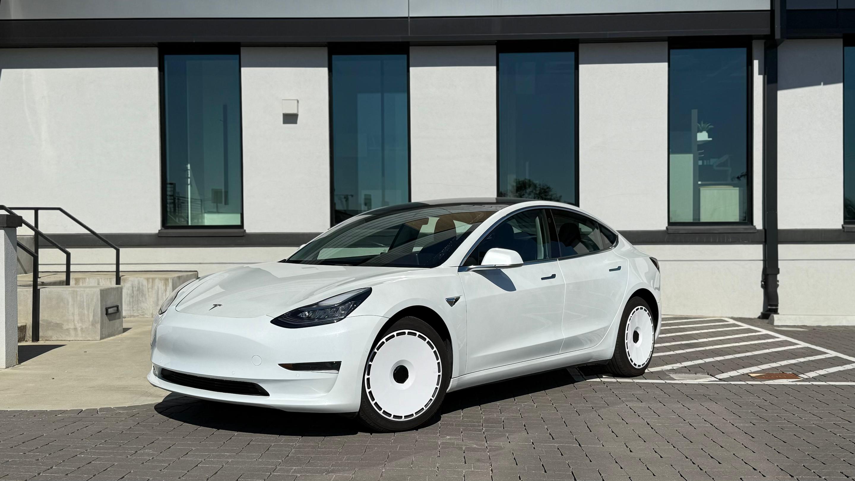 Tesla Model 3 2020 in 