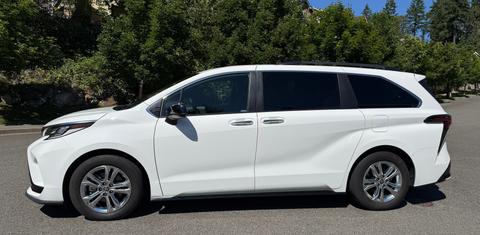 Toyota Sienna 2023