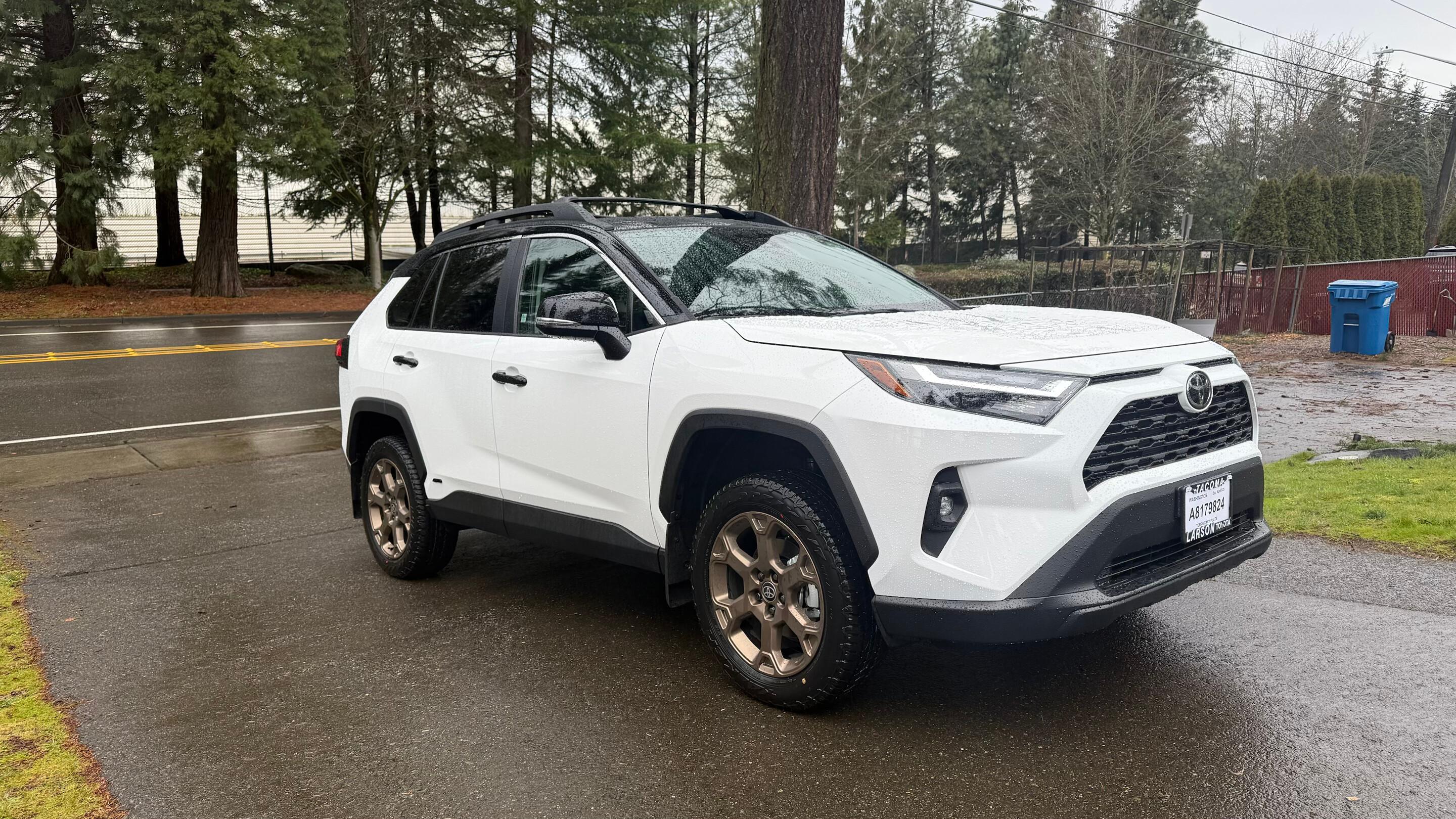 Toyota RAV4 Hybrid 2025 in Seattle, WA