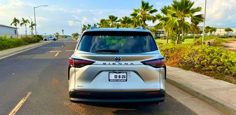 Toyota Sienna 2025