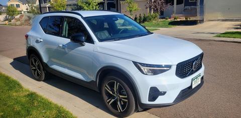 Volvo XC40 2024