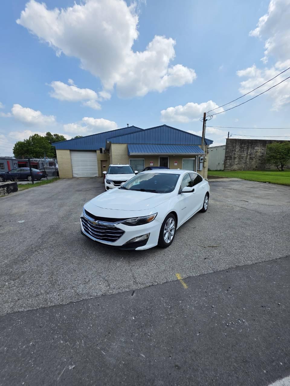 Chevrolet Malibu 2020 in Louisville, KY