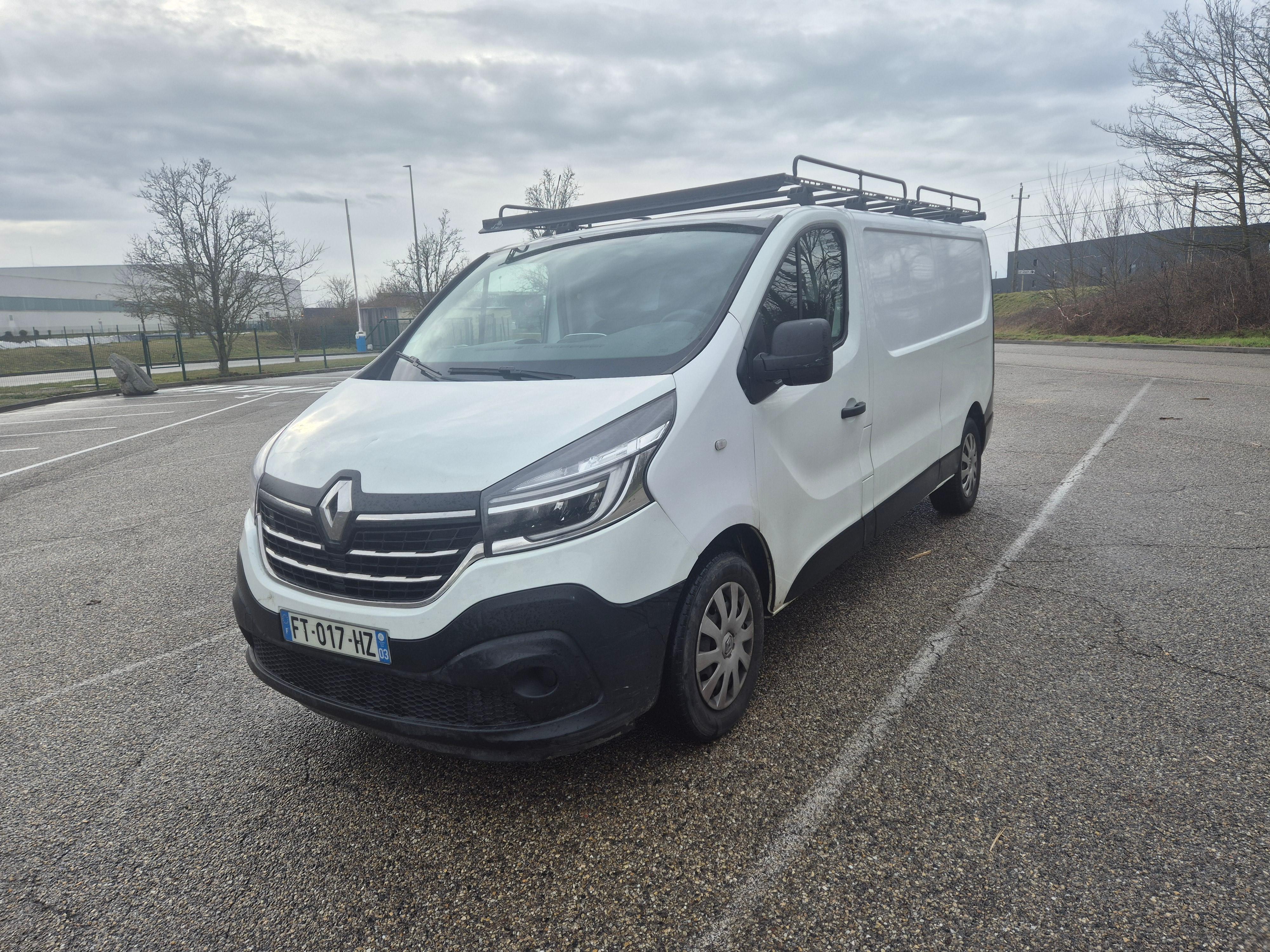 Renault TRAFIC III 2020 à Serpaize