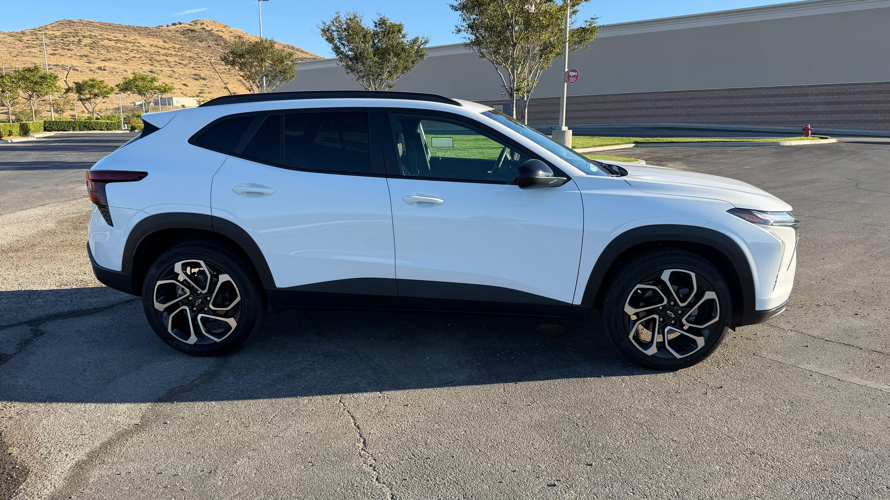 Chevrolet Trax 2025 in Burbank, CA