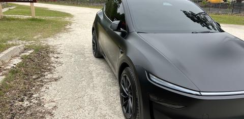 Tesla Model Y 2026