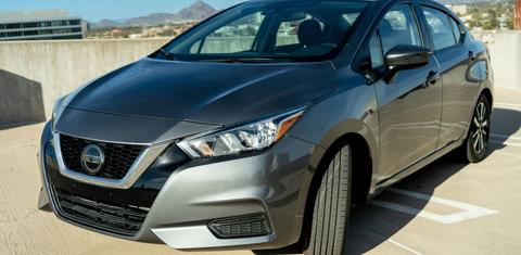 Nissan Versa 2021