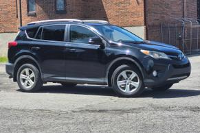 Toyota RAV4 2017 à Laval
