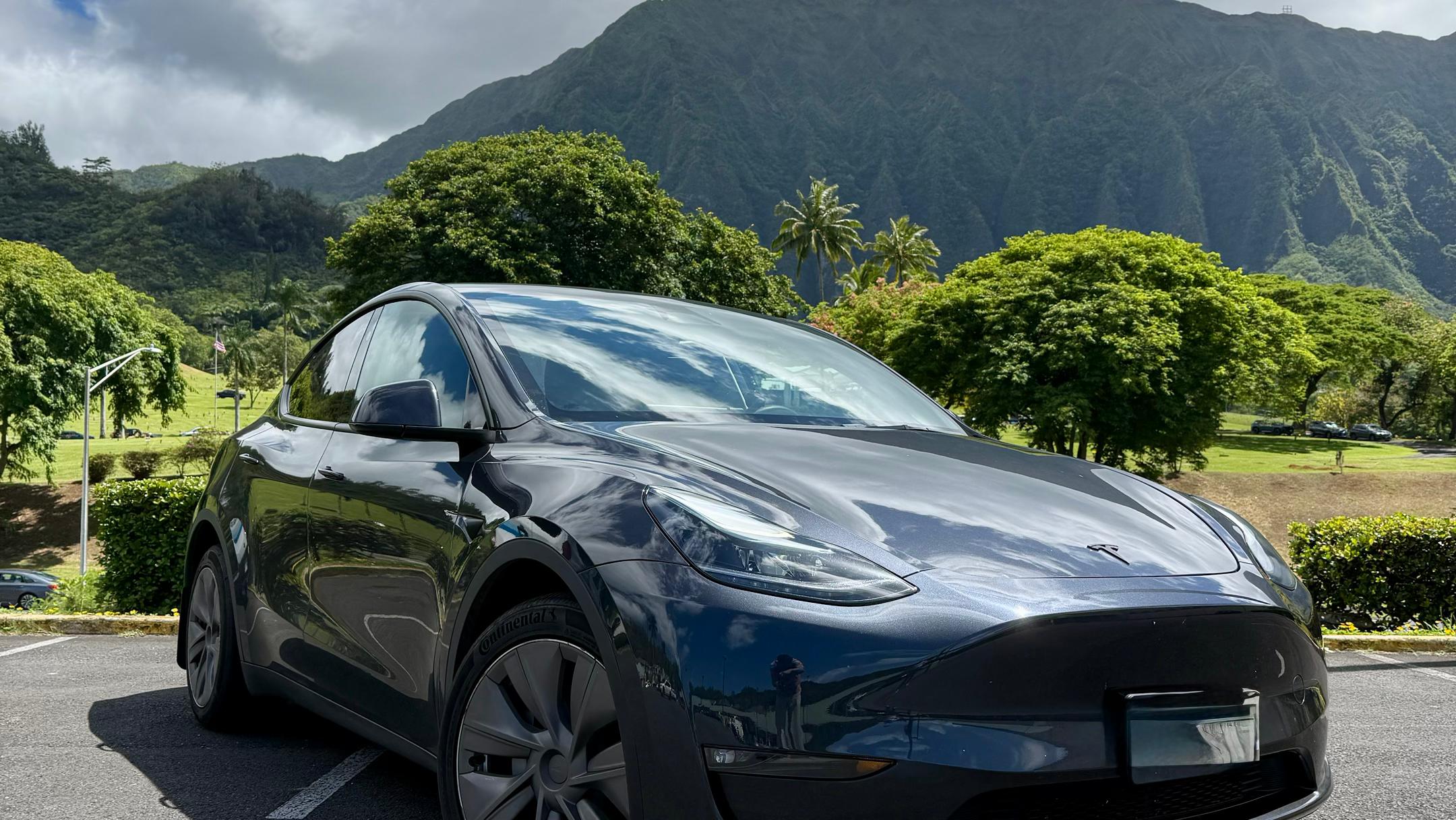 Tesla Model Y 2024 in Kaneohe, HI