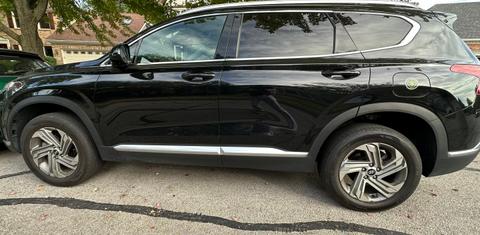 Hyundai Santa Fe 2021 rental in Chicago, IL by DONGYING L. | Turo