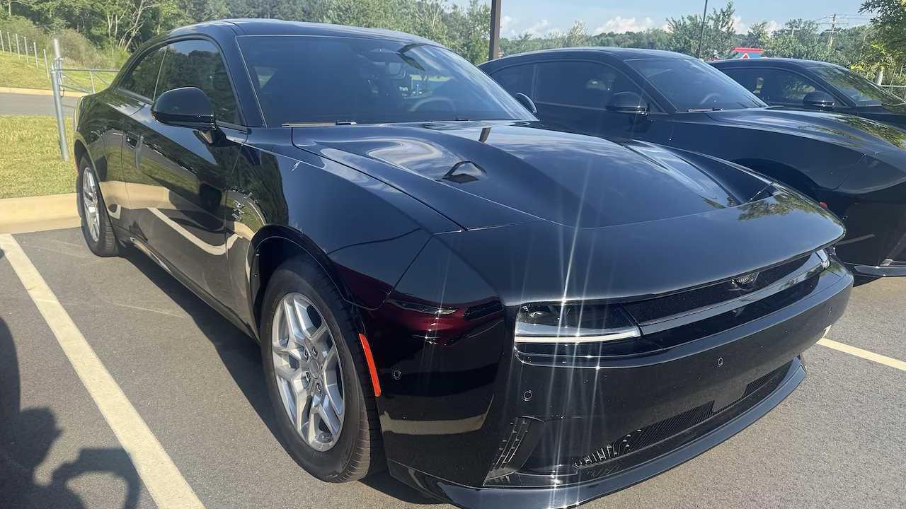 Dodge Charger Daytona 2025 in Charlotte, NC