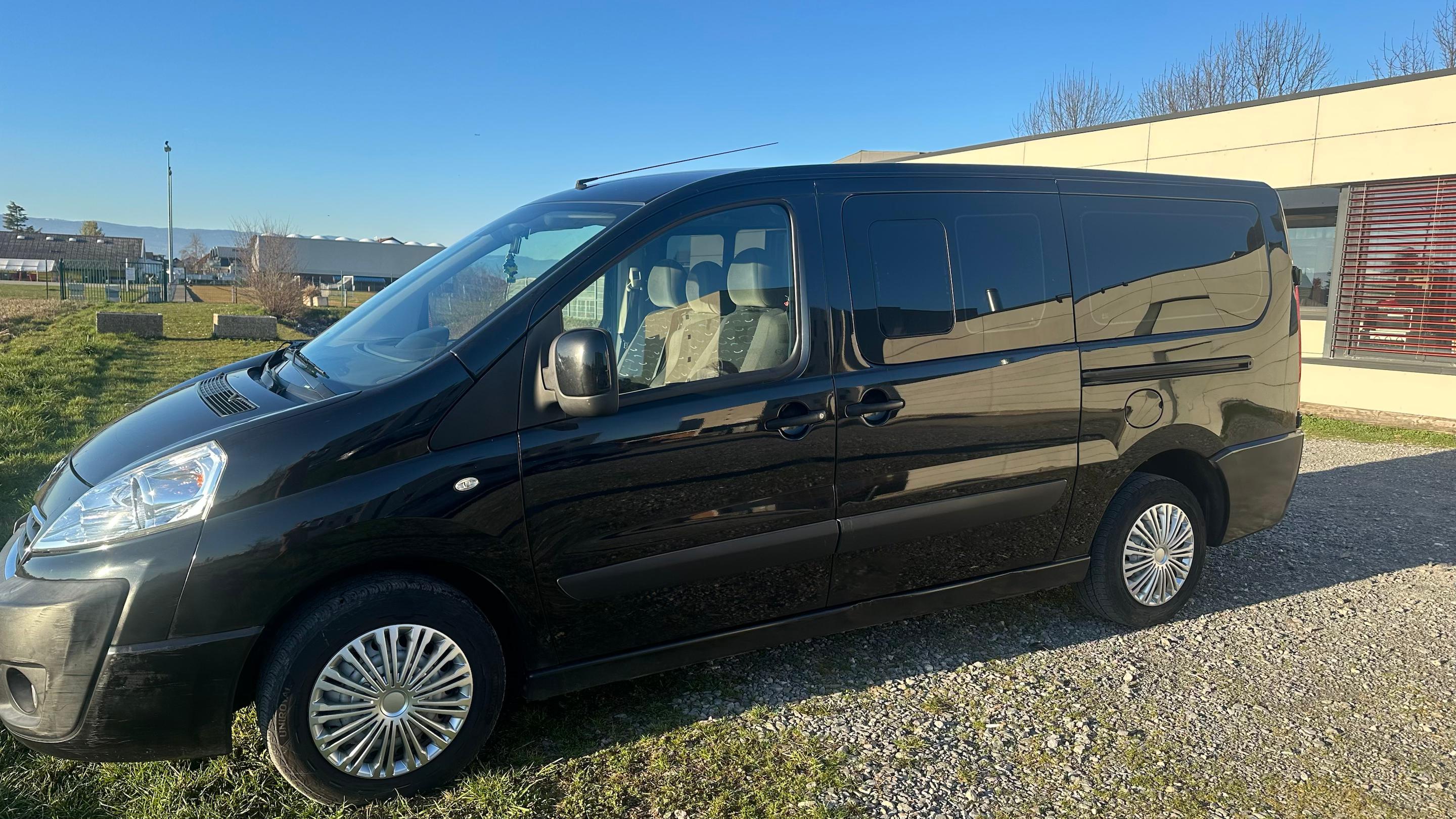 Peugeot EXPERT TEPEE 2015 à Thonon-les-Bains