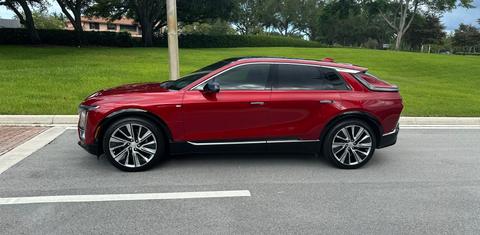 Cadillac LYRIQ 2024