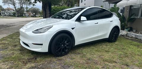 Tesla Model Y 2021
