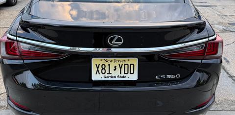 Lexus ES 2022