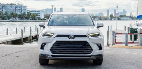 Toyota Grand Highlander 2024
