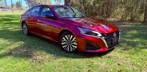 Nissan Altima 2025