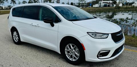 Chrysler Pacifica 2024
