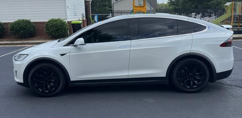 Tesla Model X 2020