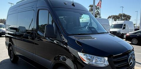 Mercedes-Benz Sprinter 2025